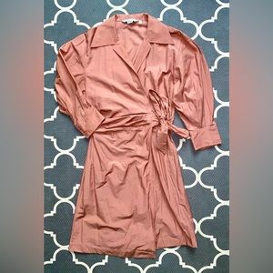 & Other Stories wrap-front shirt dress - blush pink, size 4